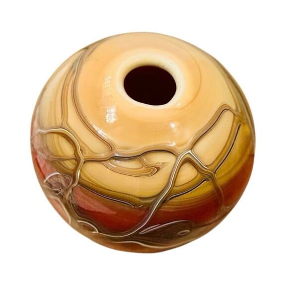 Hand-Blown Venetian Glass Vase - Picture 3 of 8